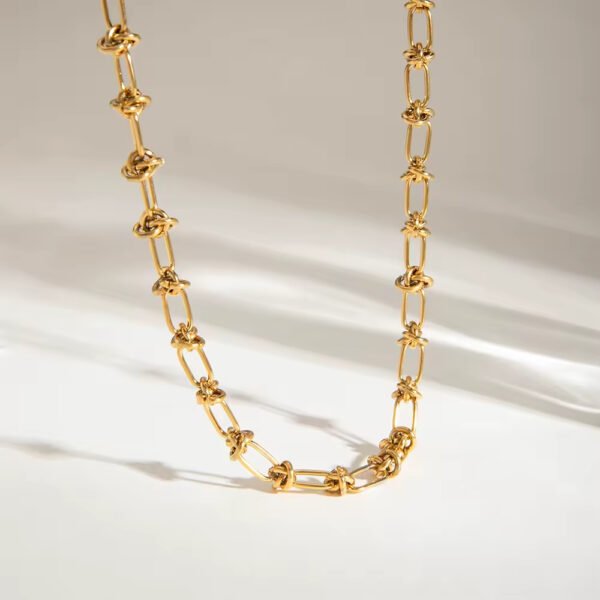 Collar Knot Acero Baño Oro